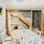 Hayfellside Cottage, Sleep 6,3 Bedrooms Kendal